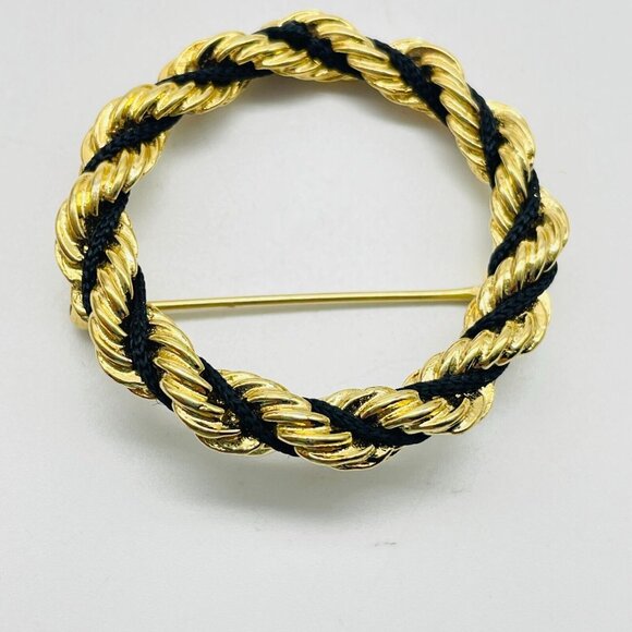 Twisted Chain Circle Pin Gold Tone Black Chain Wreath Classic Career Workwear - Picture 3 of 6